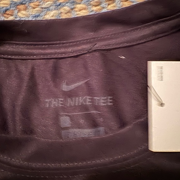 Nike Men’s Large Dry Fit Tshirt Brand New With Tags - Picture 3 of 4